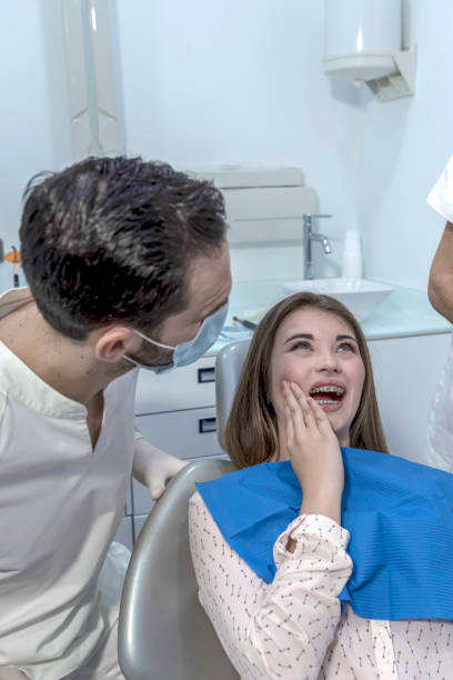 Best Orthodontic Emergency Dentist in Lawrence, MA